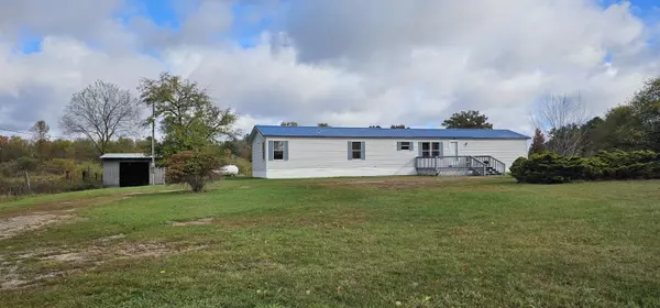 Orleans, MI 48865,492 Belding Road