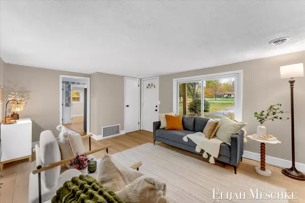 Rockford, MI 49341,5760 Sunfish Lake NE Avenue