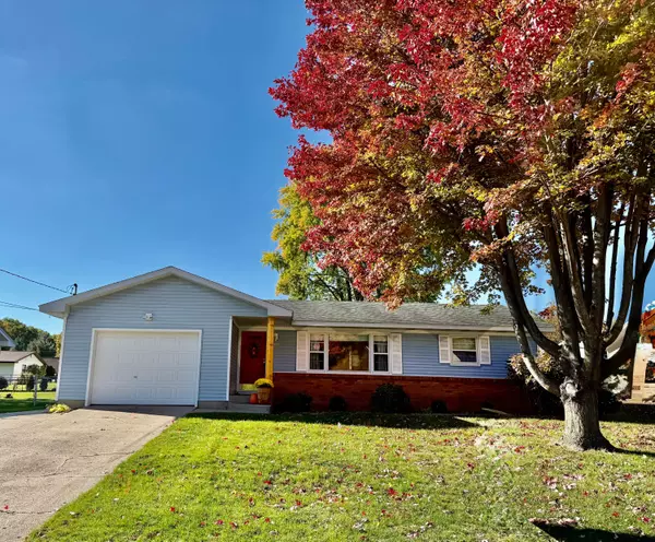 2723 Emerson NW Avenue, Walker, MI 49544