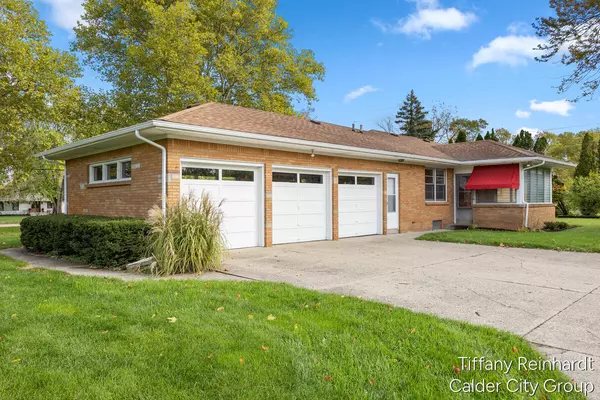 Grand Rapids, MI 49506,2596 Fletcher NE Drive