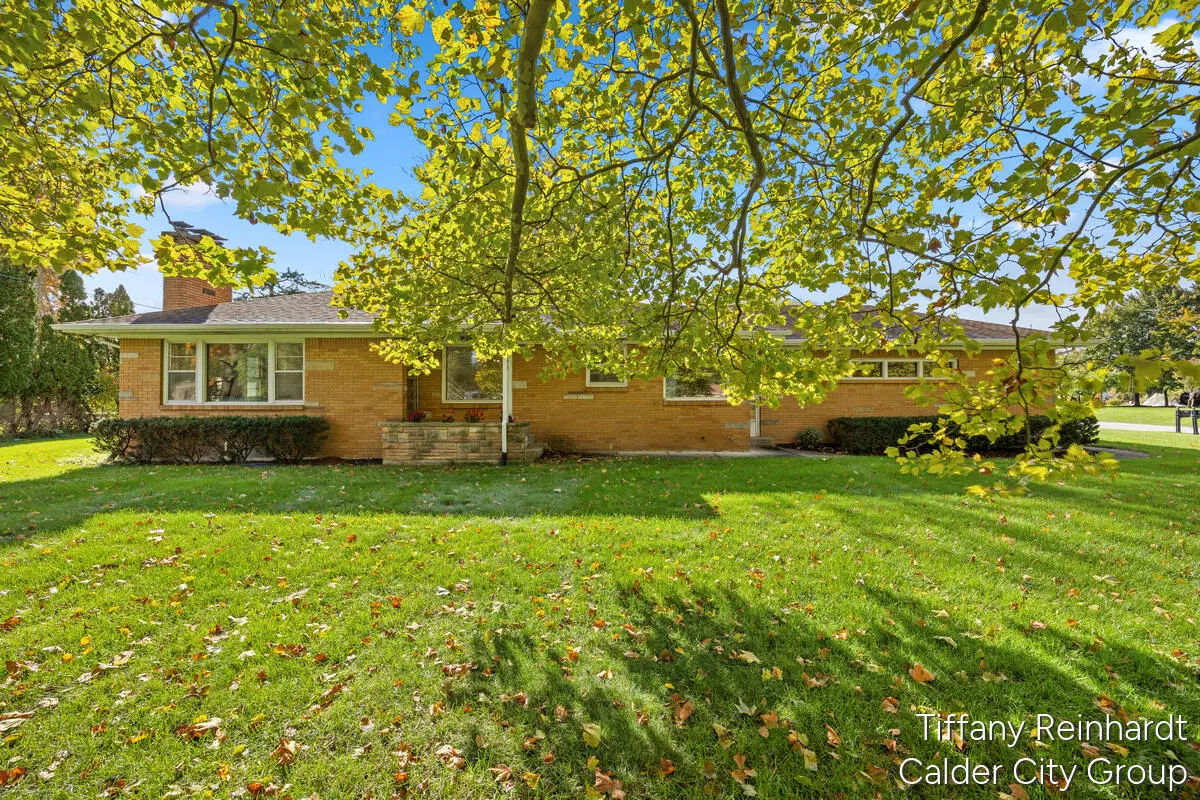 Grand Rapids, MI 49506,2596 Fletcher NE Drive