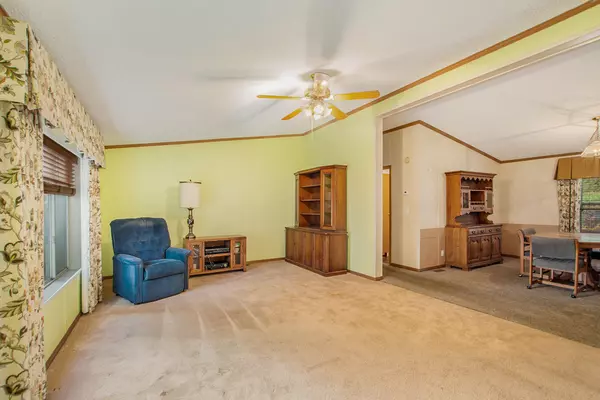 Muskegon, MI 49445,102 Apple Court