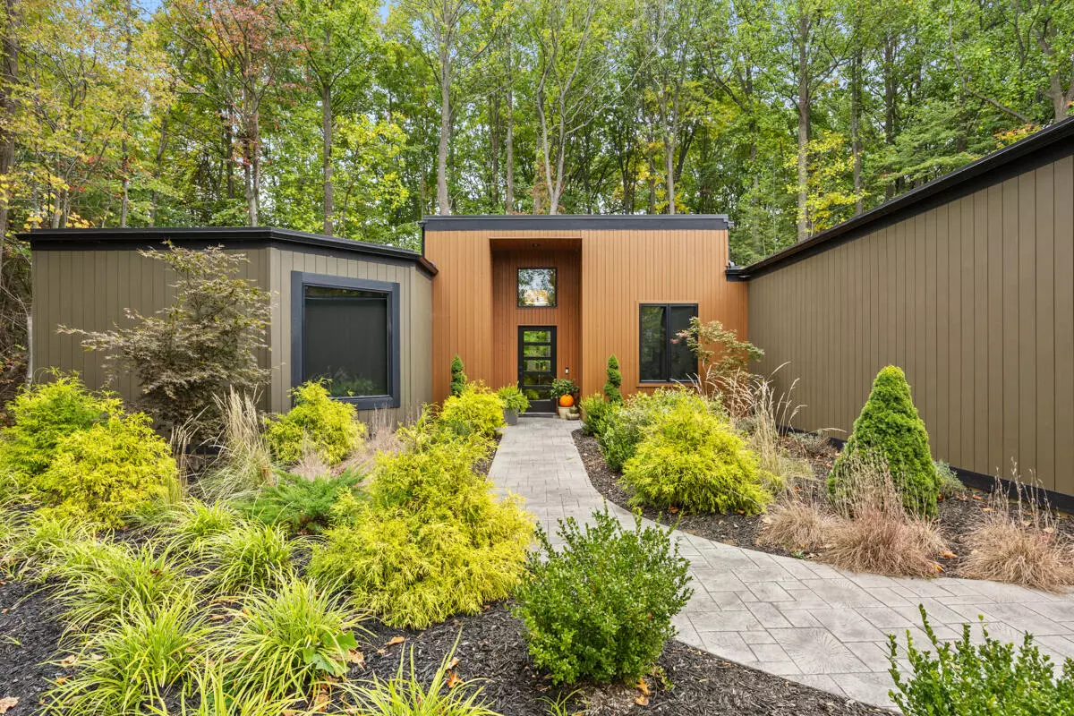 Saugatuck, MI 49453,3465 Palmer Drive