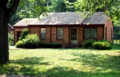 290 Bradford Road, Benton Harbor, MI 49022