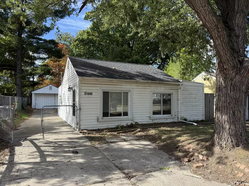 21345 Inkster Road, Farmington, MI 48336