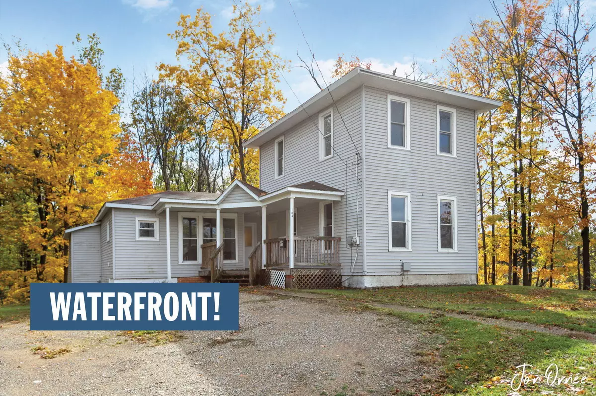 Allegan, MI 49010,104 Grand Street