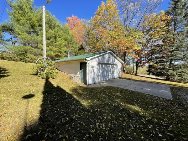 Hesperia, MI 49421,1945 S 200th Avenue