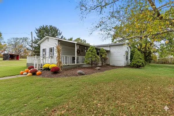 876 N Briggs Road, Quincy, MI 49082