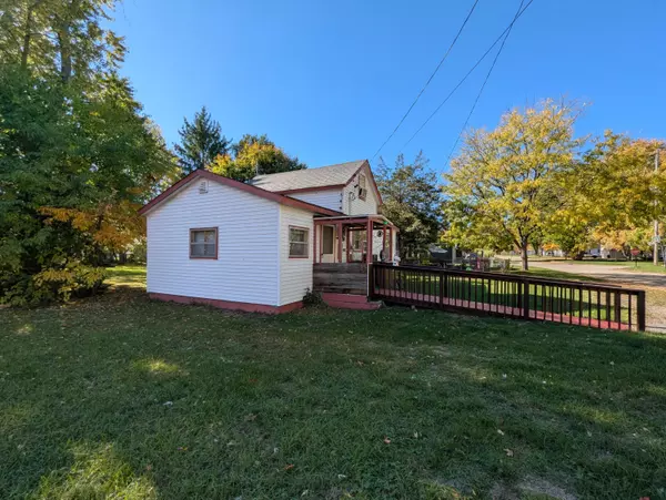 Cedar Springs, MI 49319,226 Cedar NE Street