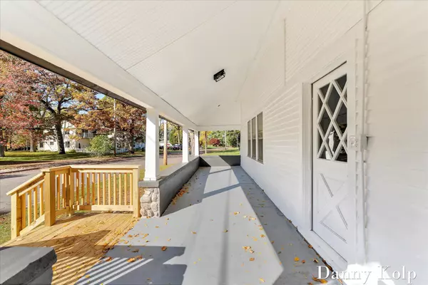 Lowell, MI 49331,725 Lafayette SE Street