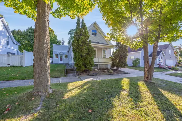 Cadillac, MI 49601,607 Maple Street