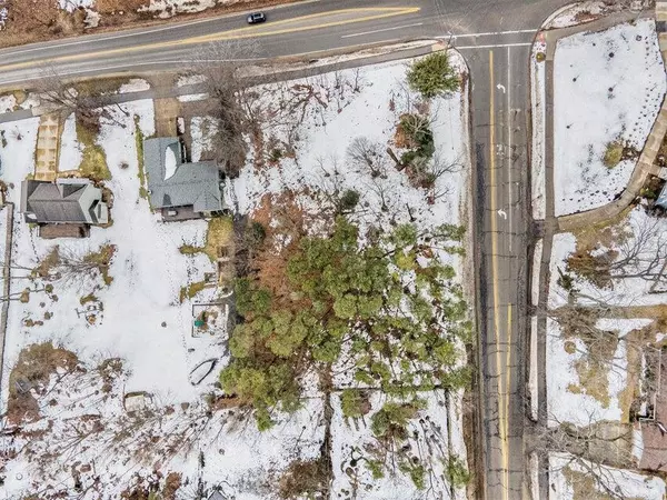 Grand Haven, MI 49417,17320 Ferris Street