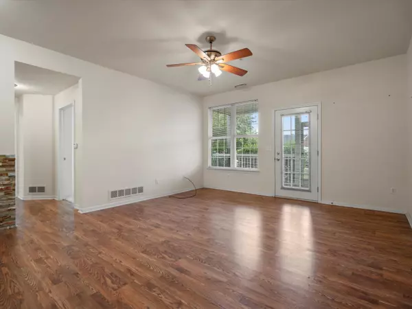 Ann Arbor, MI 48103,846 W Summerfield Gln Circle