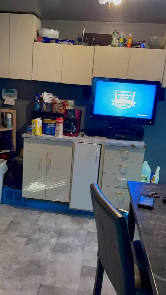 Detroit, MI 48228,9912 Evergreen Avenue