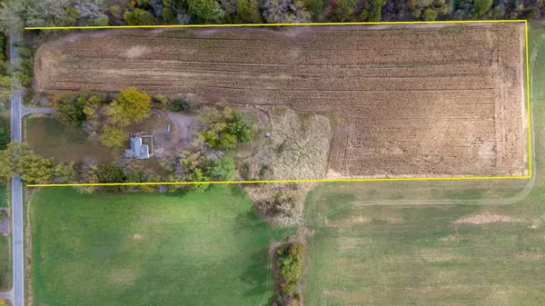 New Buffalo, MI 49117,9936 E Wilson Road