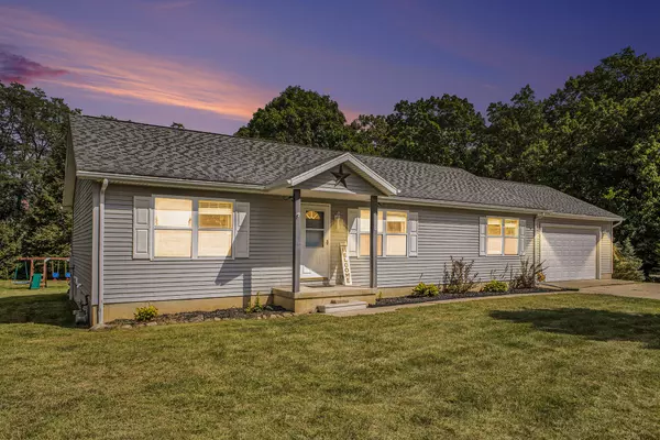 Parma, MI 49269,12100 Dylan Lane