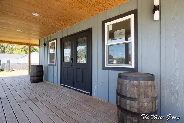 Kentwood, MI 49548,402 48th SE Street