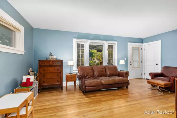 Grand Rapids, MI 49503,746 Leonard NE Street