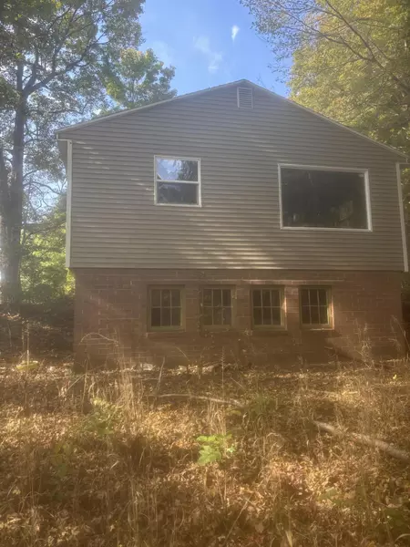 5898 M-37, Hastings, MI 49058