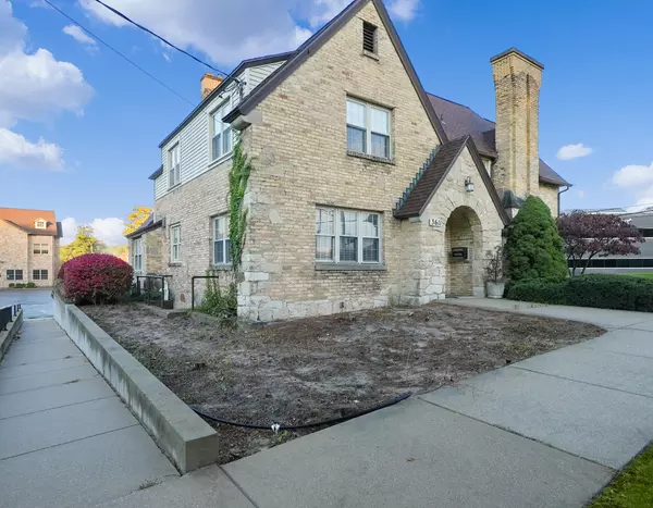 Norton Shores, MI 49441,3611 Henry Street