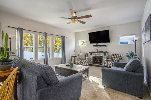 Kalamazoo, MI 49009,6180 Wood Hollow Avenue