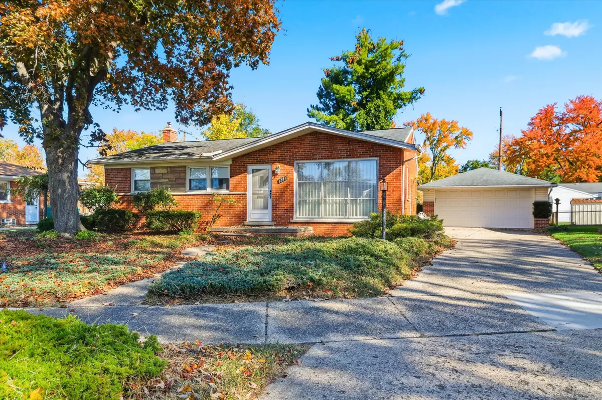 Ypsilanti, MI 48198,1341 Molner Court