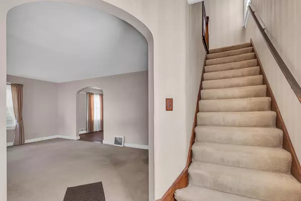 Jackson, MI 49203,1105 S Webster Street