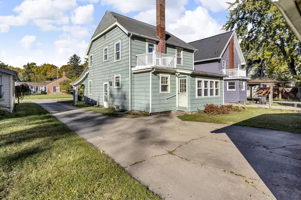 Jackson, MI 49203,1105 S Webster Street