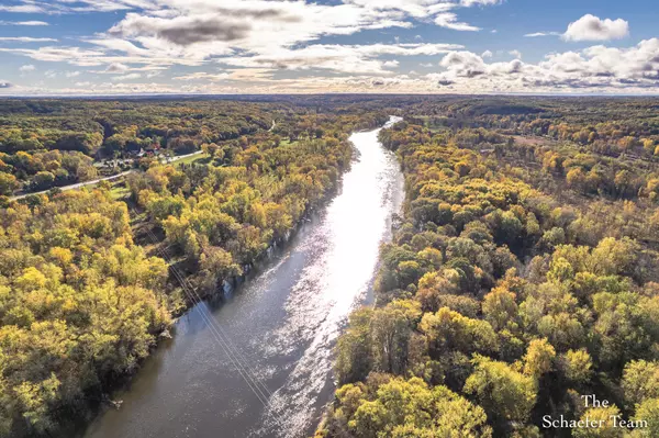 Ada, MI 49301,8338 Fulton SE Street