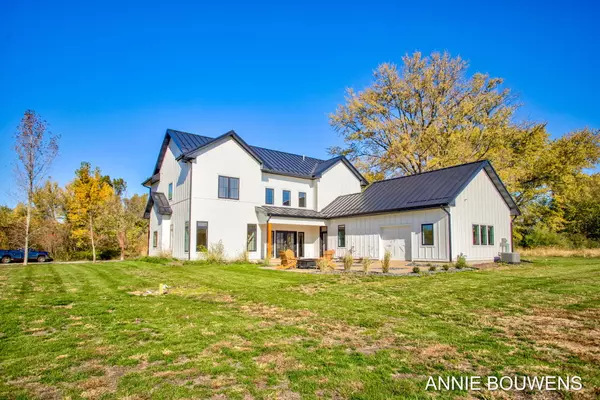 Hamilton, MI 49419,6008 Hidden Crk Trail