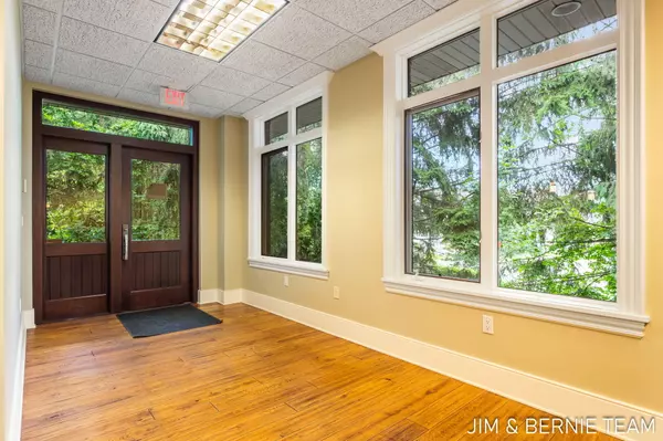 Holland, MI 49424,697 Ottawa Beach Road #2B