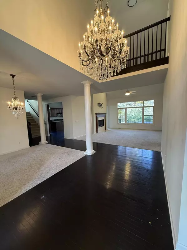 Northville, MI 48168,18145 Shoreline Court