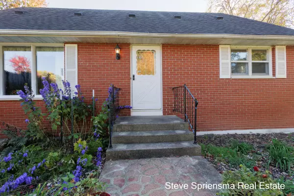 Jenison, MI 49428,1520 Winifred Street