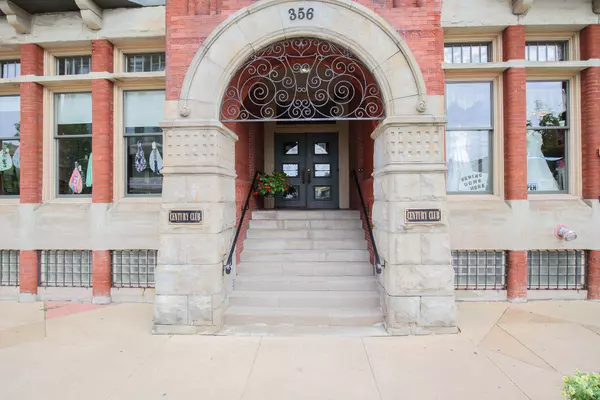 Muskegon, MI 49440,356 W Western Avenue