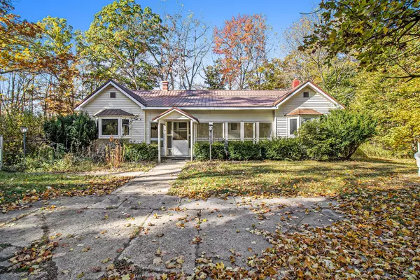 Holton, MI 49425,5600 E Crystal Lake