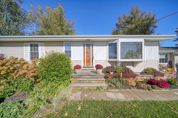 Adrian, MI 49221,1284 Codling Road