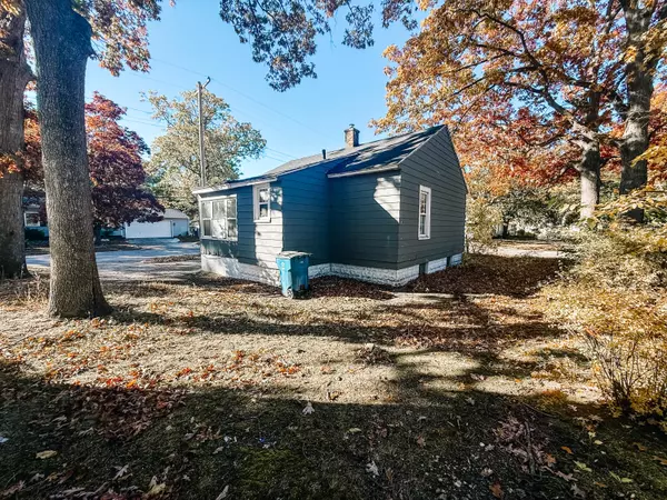 Muskegon Heights, MI 49444,2044 Wood Street