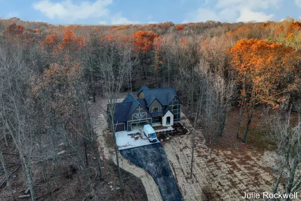 Ada, MI 49301,3727 Buttrick SE Avenue