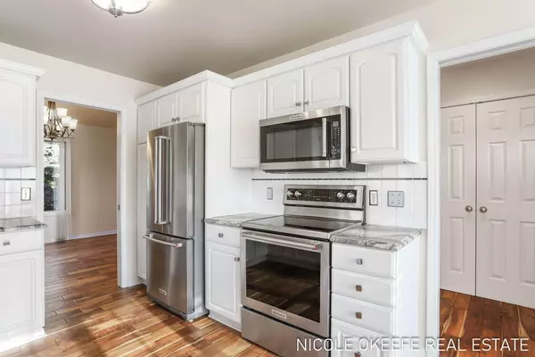 Grand Rapids, MI 49546,1919 Thorn Run SE Court #32