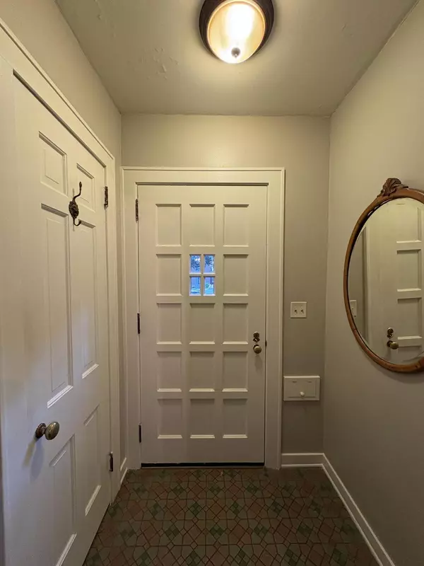 Grand Rapids, MI 49507,2347 Jefferson SE Drive