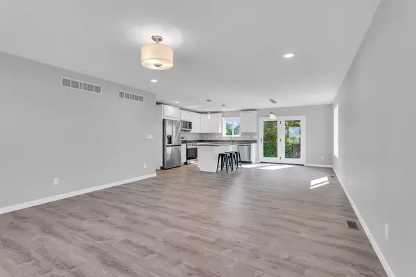 Jackson, MI 49201,6835 S Price Lake Drive