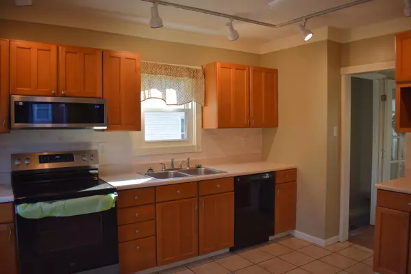 Kalamazoo, MI 49001,1522 Miller