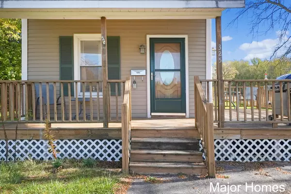 Lowell, MI 49331,325 S Division Street