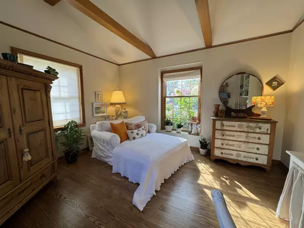 Birmingham, MI 48009,695 Westchester Way