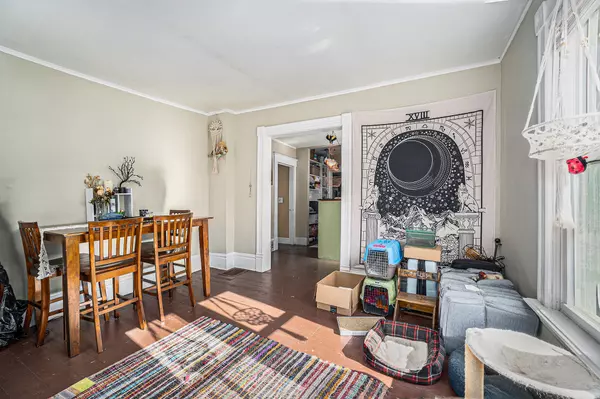 Grand Rapids, MI 49503,816 Prospect NE Avenue