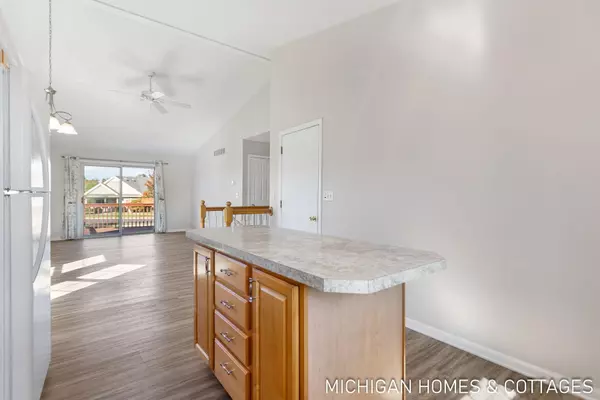 Holland, MI 49423,634 Wilshire Court