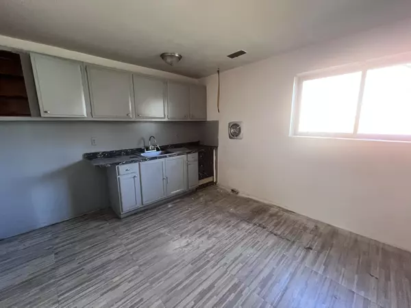 Detroit, MI 48228,8160 Sussex Street