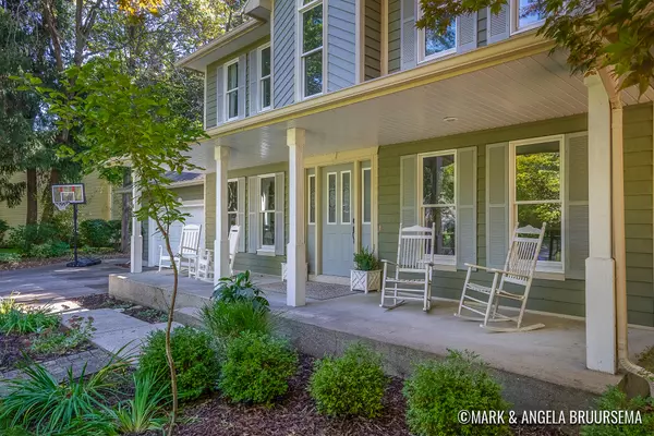 Grand Haven, MI 49417,15276 Meadowwood Drive