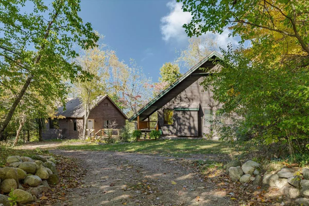 Lawton, MI 49065,26674 72nd Avenue