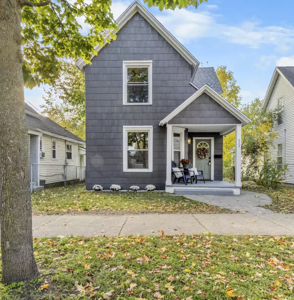 205 Lane SW Avenue, Grand Rapids, MI 49504